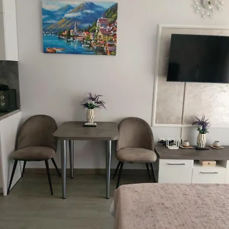 Lux Studio Valencia Gardens Apartment *